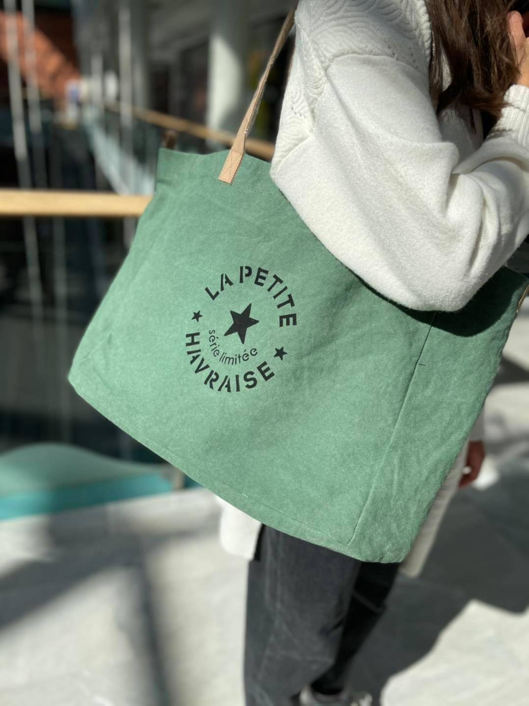 Sac en coton bio La Petite Havraise en édition limitée en vente au Havre